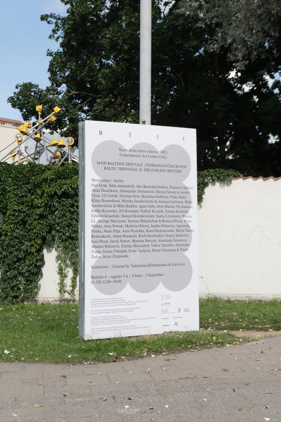 Baltic Triennial 14: The Endless Frontier (signage), curated by Valentinas Klimašauskas and João Laia, architecture: Isora x Lozuraityte studio (Petras Išora and Ona Lozuraitytė), CAC, Vilnius, 2021.